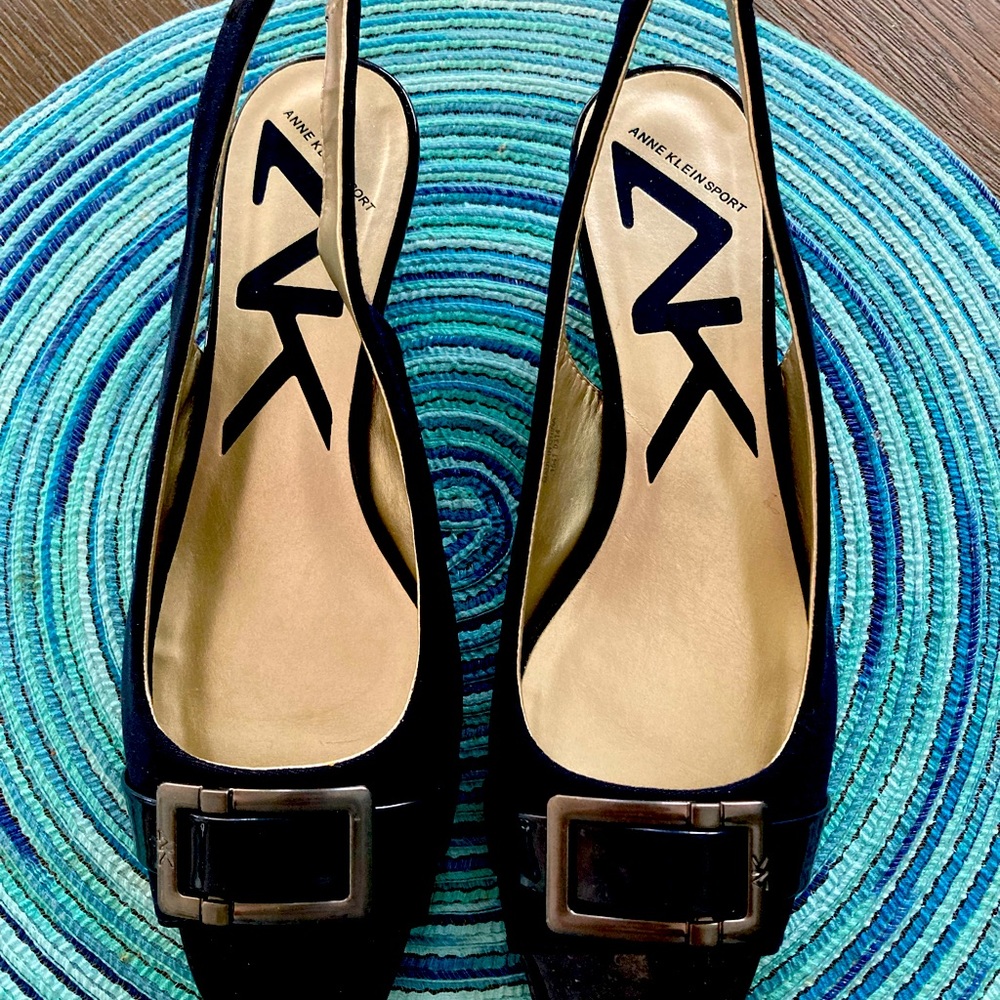 Ann Kline Navy Open Toe Kitten Heels